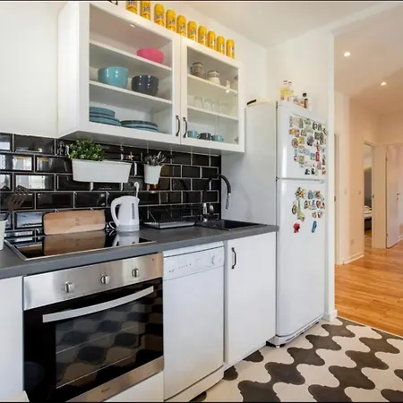 Magic Heart With Parking Apartment *